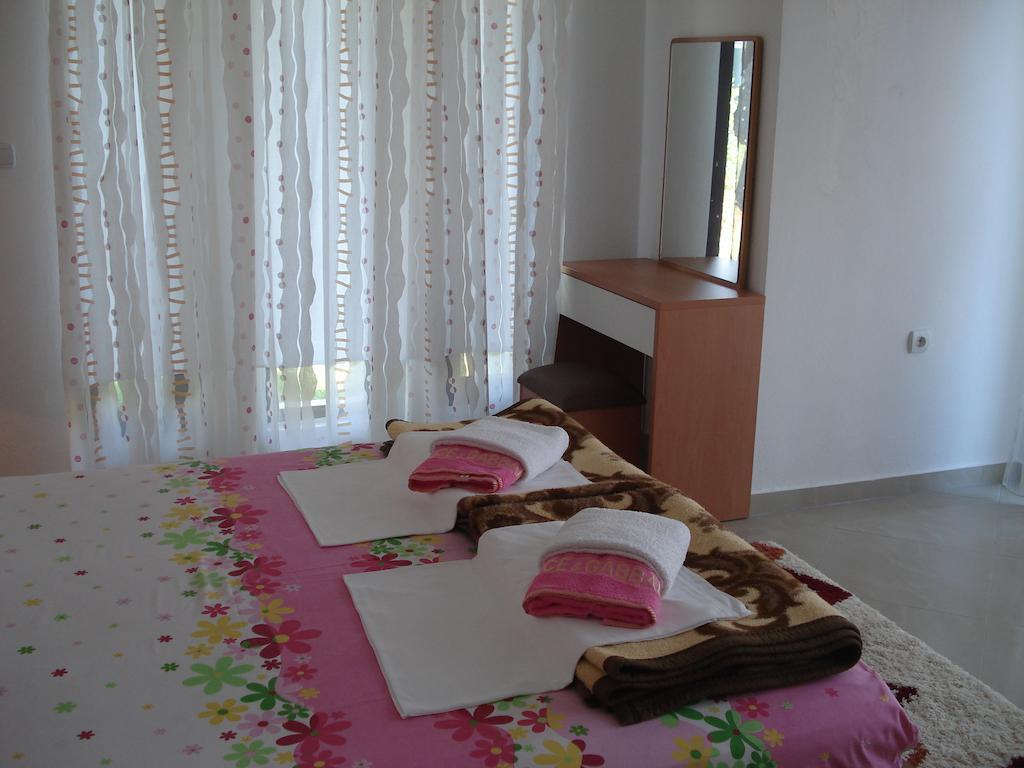 Studios M Ulcinj Ngoại thất bức ảnh